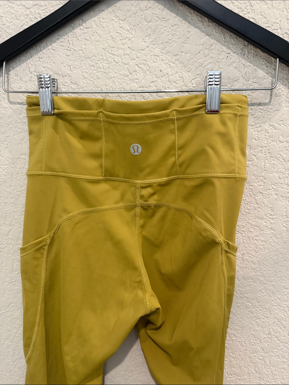 Lululemon High-Waist Pocket Leggings in Mustard Yellow size 4 - Picture 6 of 8